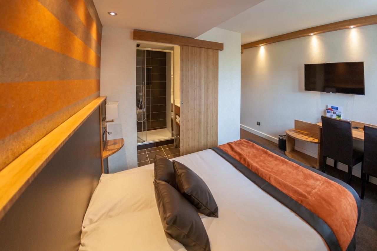 Hotel Foch ตาร์บ ภายนอก รูปภาพ
