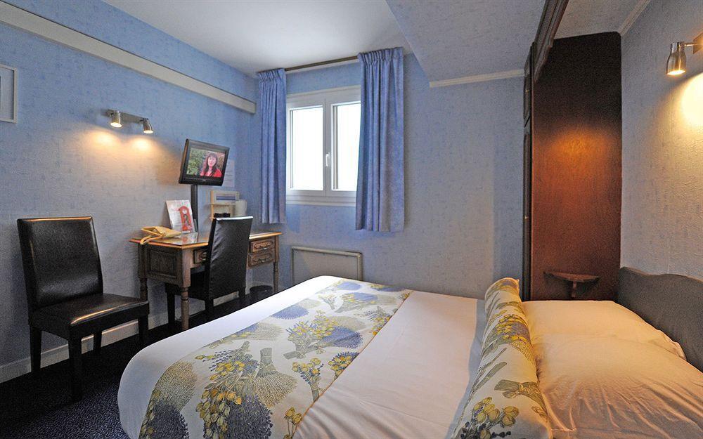 Hotel Foch ตาร์บ ภายนอก รูปภาพ