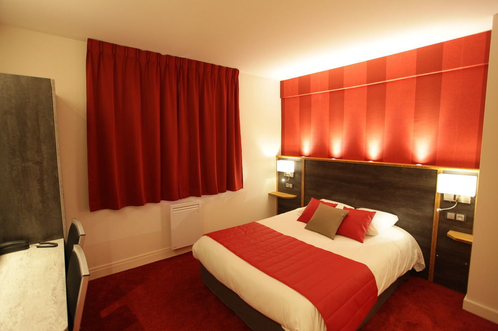 Hotel Foch ตาร์บ ภายนอก รูปภาพ