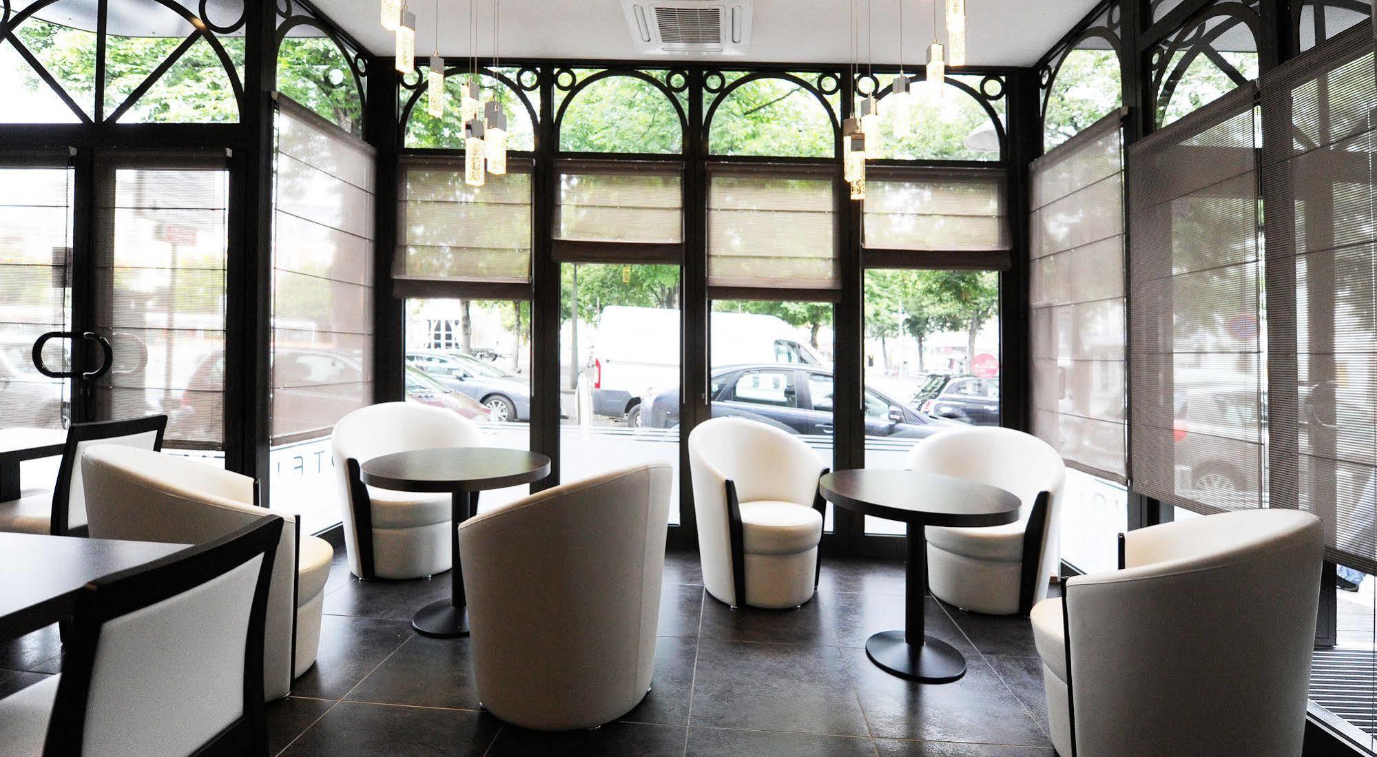 Hotel Foch ตาร์บ ภายนอก รูปภาพ