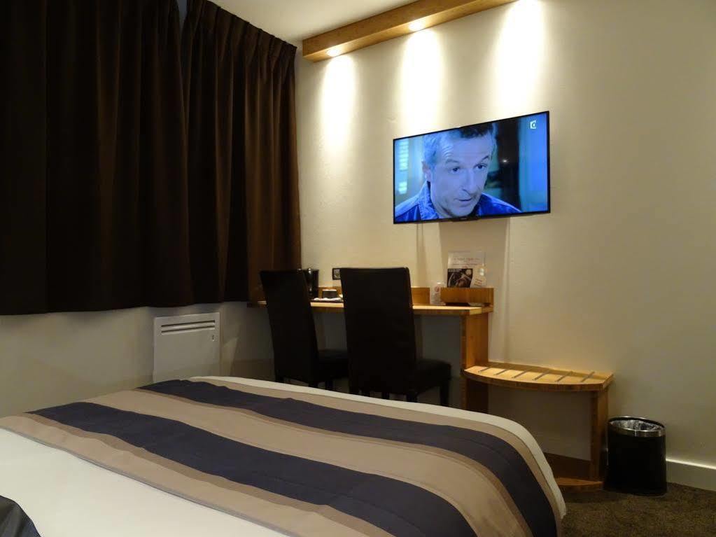 Hotel Foch ตาร์บ ภายนอก รูปภาพ